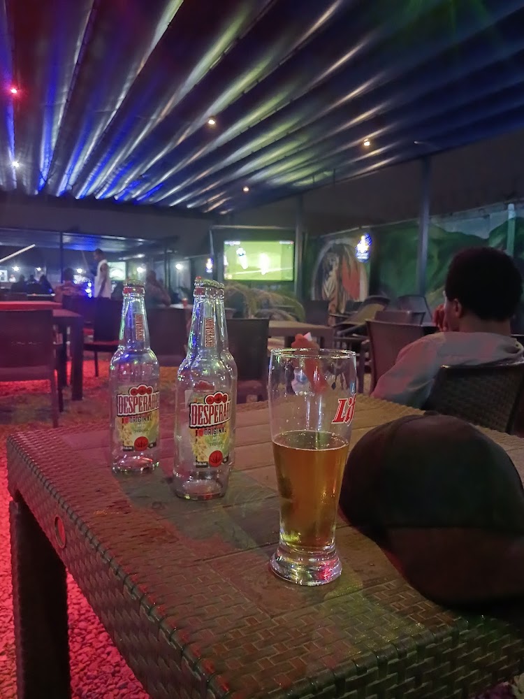 Tiger bar Uyo photo 2